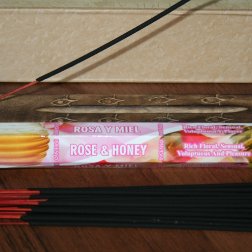 Індійські ароматичні палички Роза і мед. Rose & Honey. Darshan