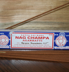 Натуральні пахощі Наг Чампа. Nag Champa. Satya